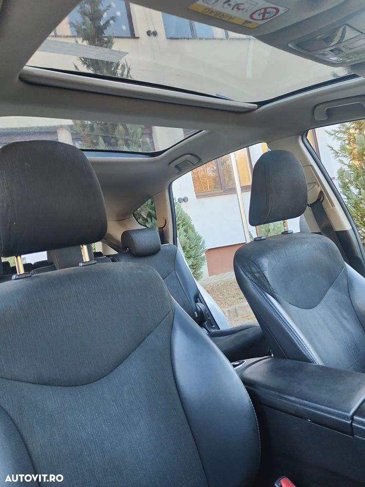 Toyota Prius+ (Hybrid) Comfort - 18