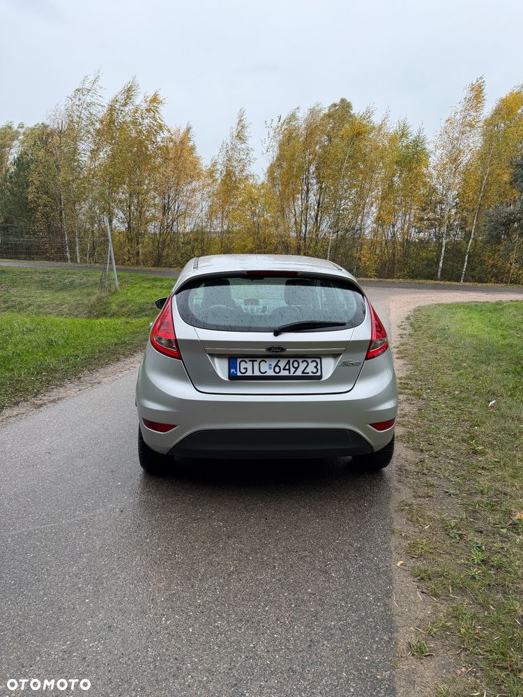 Ford Fiesta 1.25 Champions Edition - 8