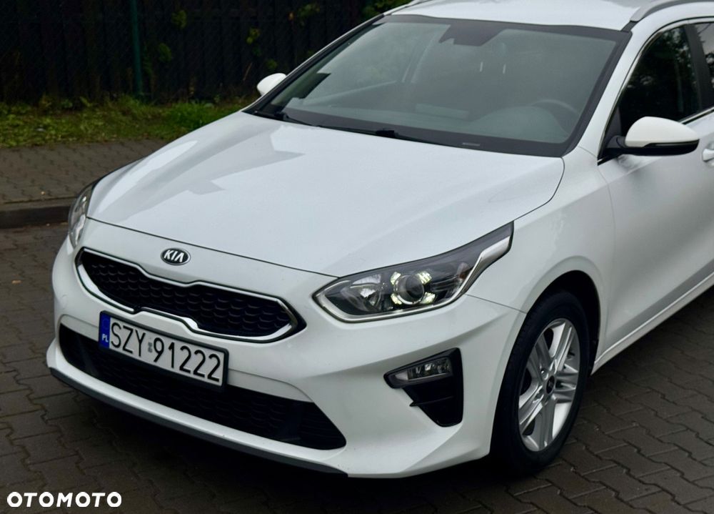 Kia Ceed 1.6 CRDi Eco-Dynamics+ (48V Mild-Hybrid) DCT7 Vision - 2