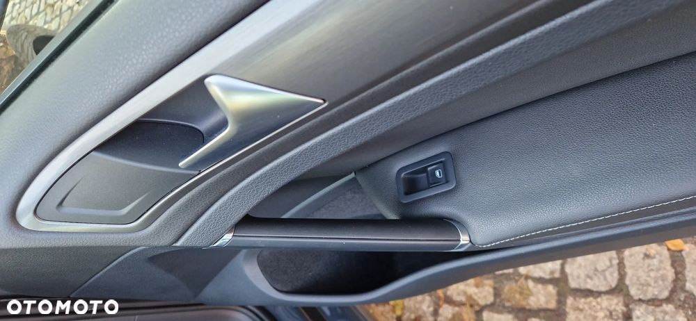 Volkswagen Golf - 29