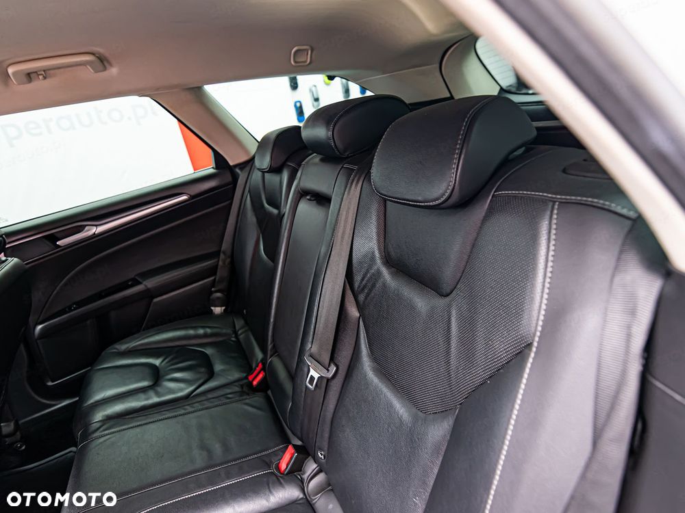 Ford Mondeo - 22