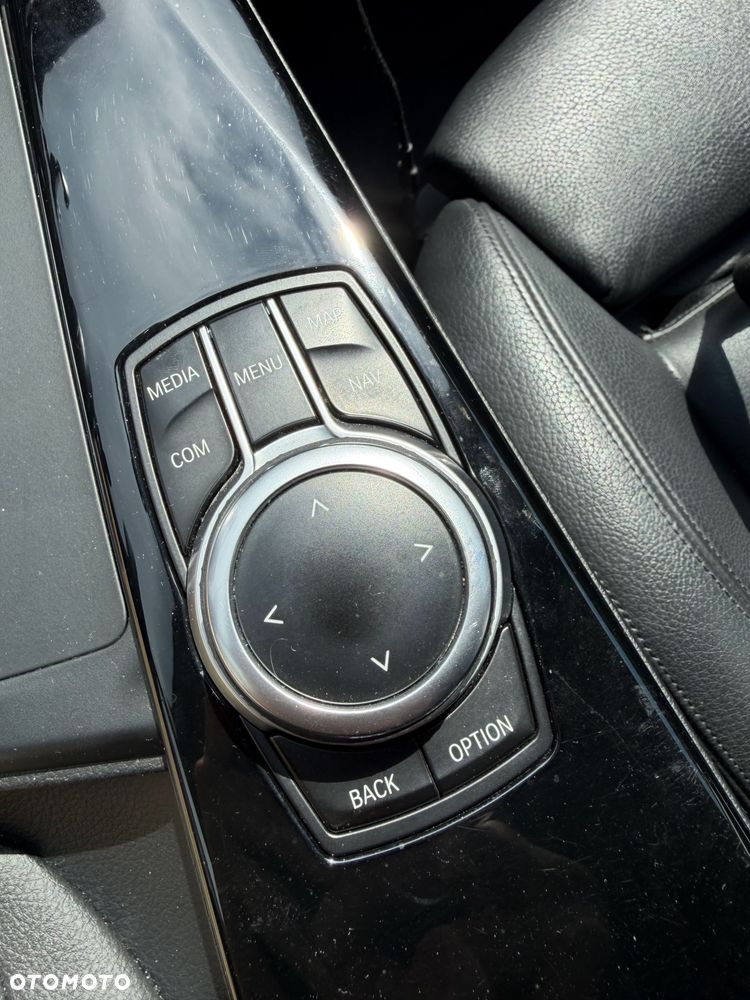 BMW 3GT 320d Sport Line - 20