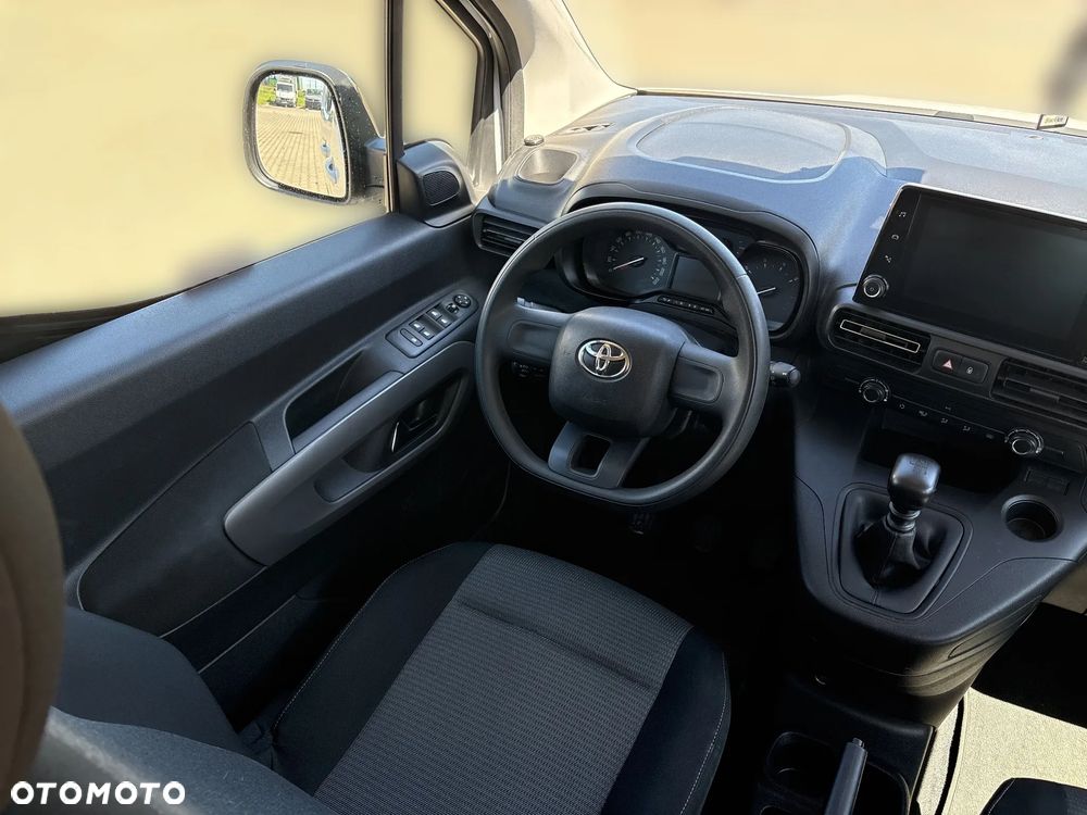 Toyota Proace City Verso 1.5 D-4D Business - 20