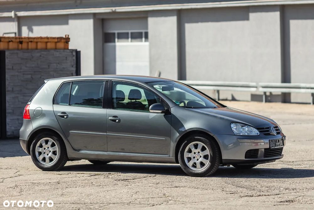 Volkswagen Golf 1.6 Comfortline - 9