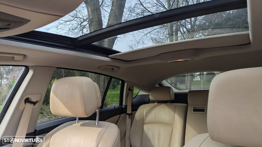 BMW 530 Gran Turismo - 12
