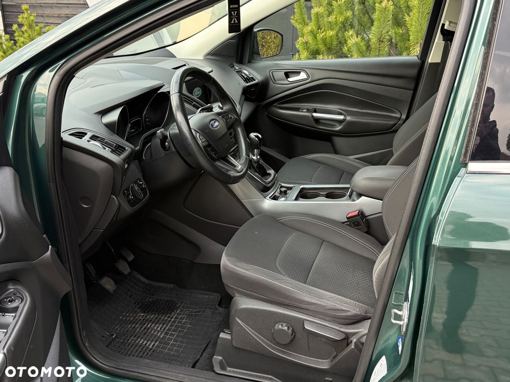 Ford Kuga - 11