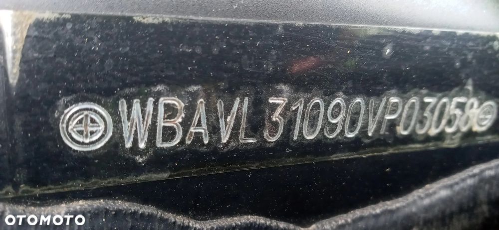 BMW X1 sDrive18i xLine - 29