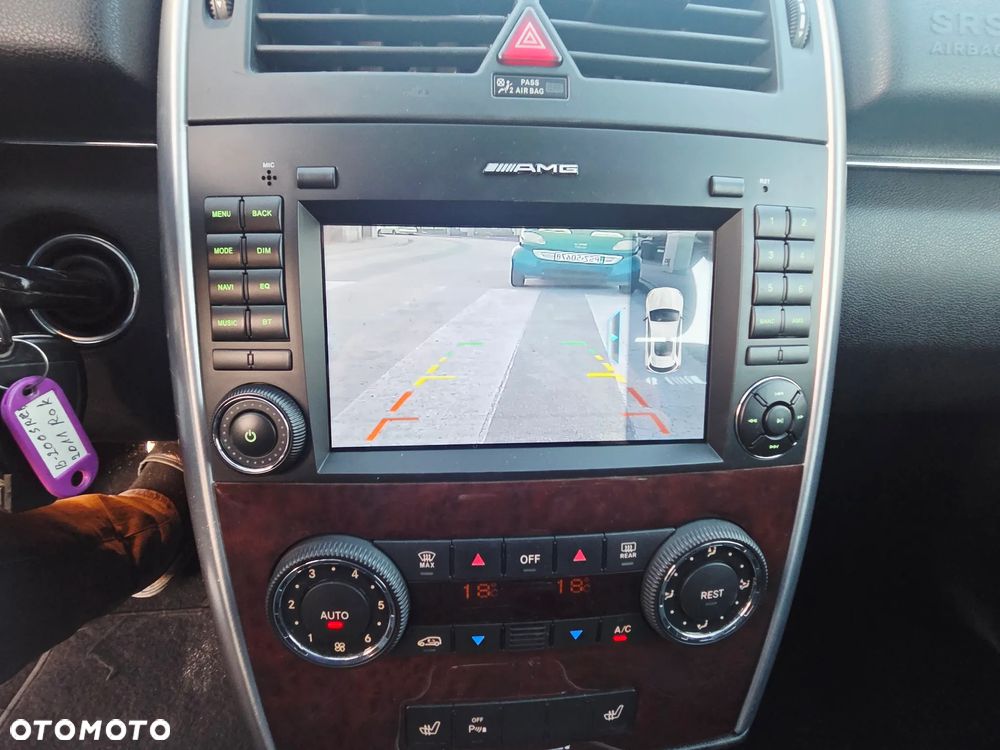 Mercedes-Benz Klasa B - 40