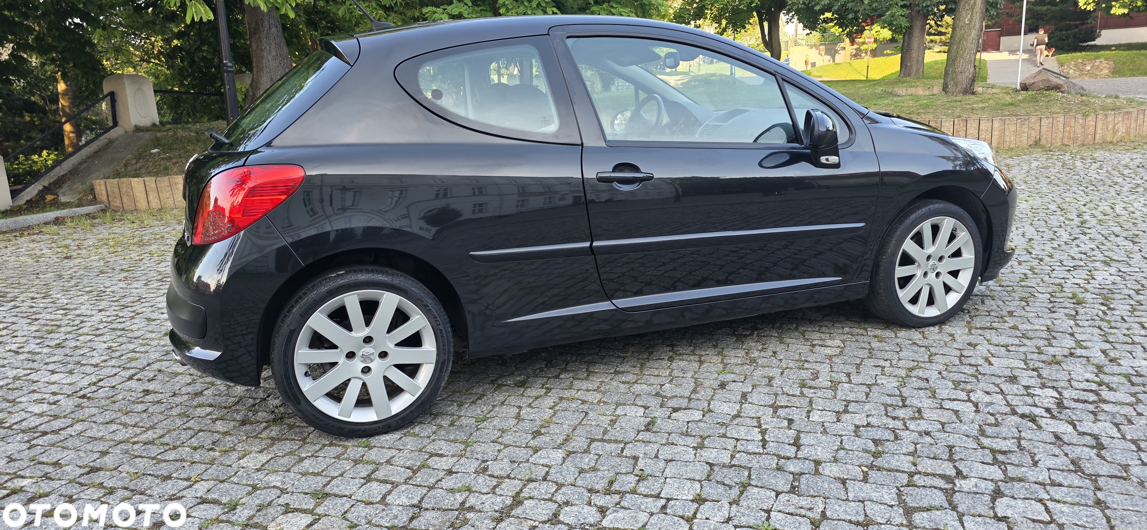 Peugeot 207 1.6 THP Platinum - 29