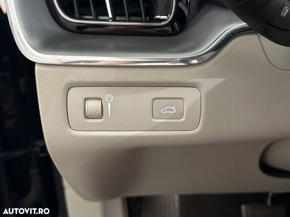 Volvo XC 60 - 16