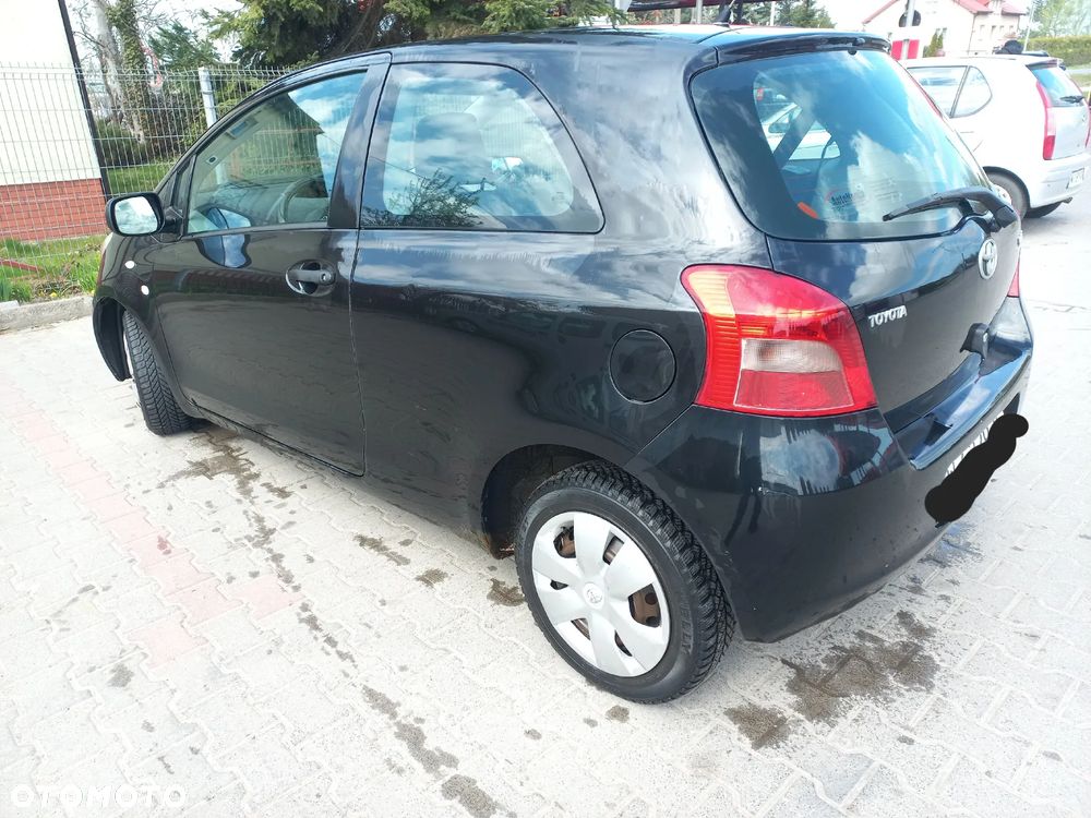 Toyota Yaris 1.0 Luna A/C - 4