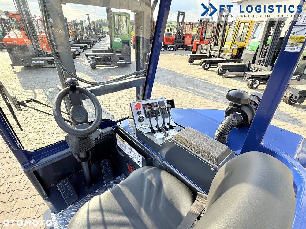 Combilift WÓZEK CZTEROKIERUNKOWY - WIELOKIERUNKOWY | COMBILIFT CB3000| GAS | TRIPLEX 5500MM | POZYCJONER WIDEŁ | PRZESUW WIDEŁ | WOLNY SKOK | NOWE OPONY | PO SERWISIE | STAN IDEALNY | Szeroka oferta wózków czterokierunkowych i bocznych, dopasowanych do różnorodnych potrzeb i zastosowań - 40