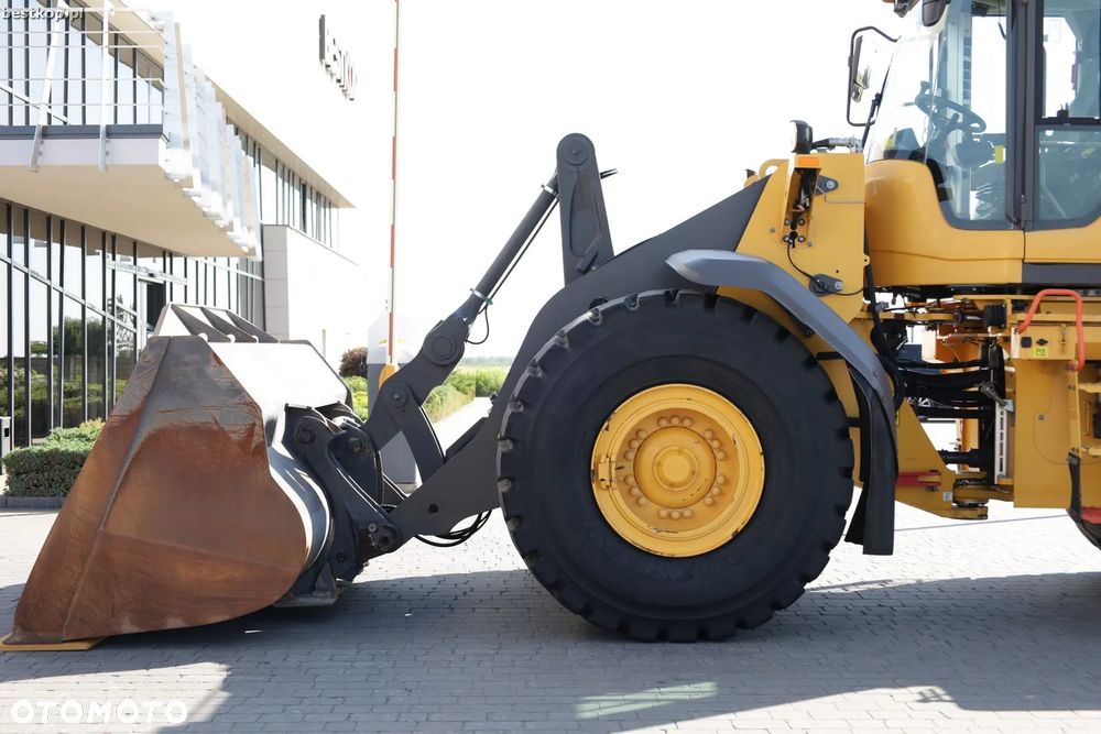 Volvo L120H - 13