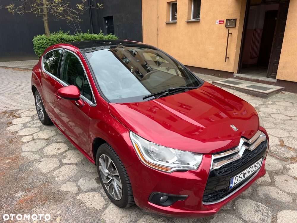 Citroën DS4 HDi 110 SoChic - 1