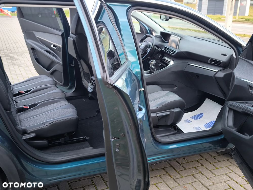 Peugeot 5008 1.2 PureTech Active S&S - 13