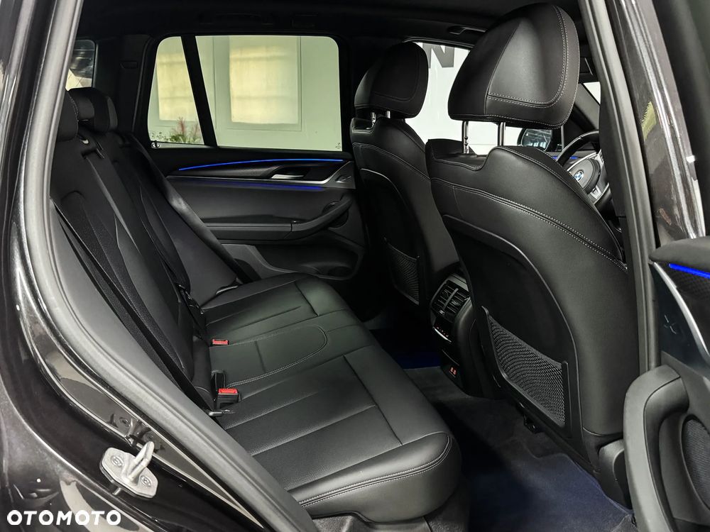 BMW X3 xDrive20d M Sport Edition - 4