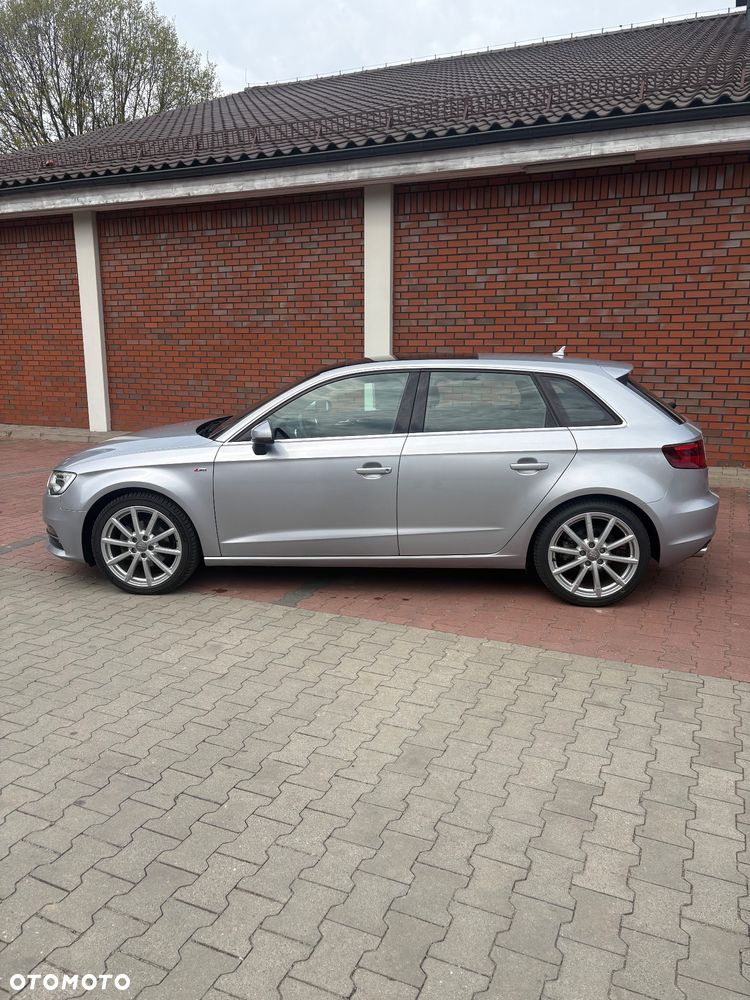 Audi A3 Sportback 2.0 TDI S tronic sport - 10