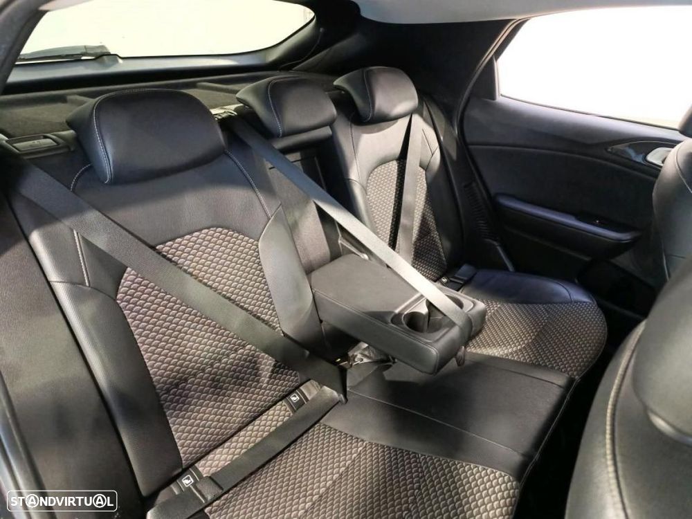 Kia XCeed 1.6 GDi PHEV Drive - 7