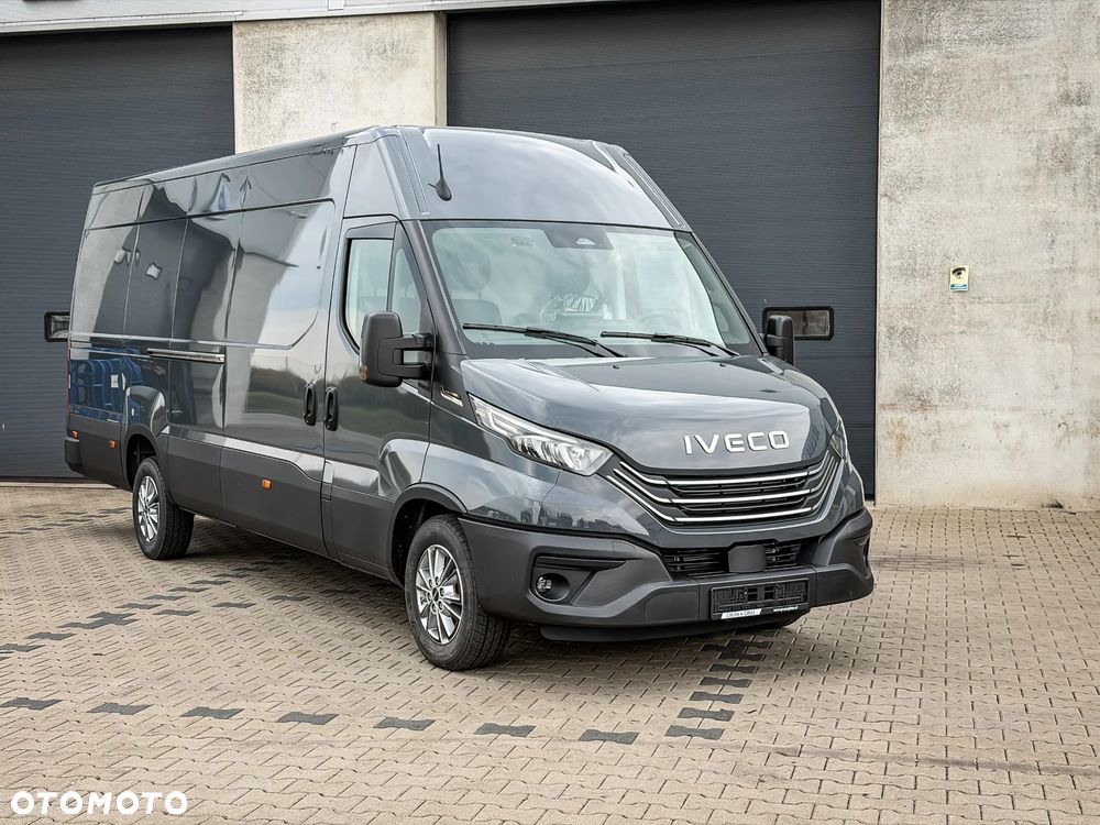 Iveco Daily 35S18HA8 V - Furgon L4H2 silnik 3.0 automat od ręki GSC Gorzów - 4