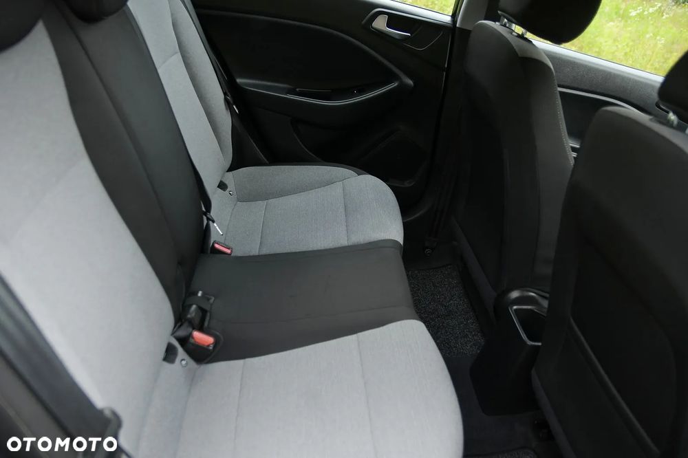 Hyundai i20 1.2 Passion - 23