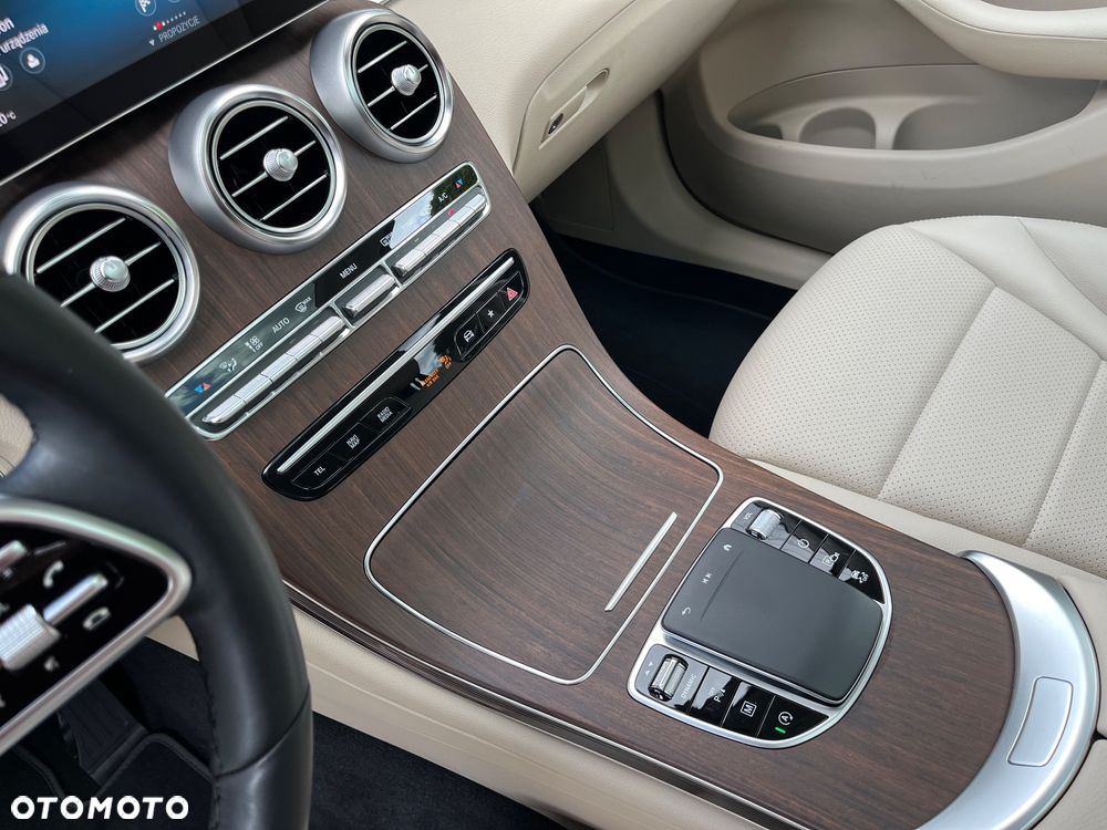 Mercedes-Benz GLC 300 4-Matic - 17