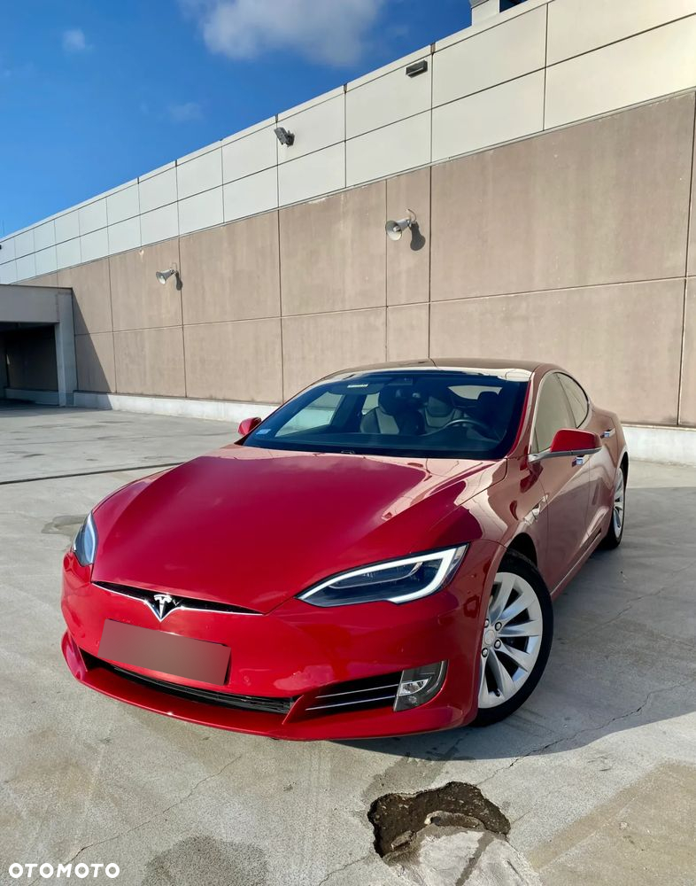 Tesla Model S Long Range Plus - 11