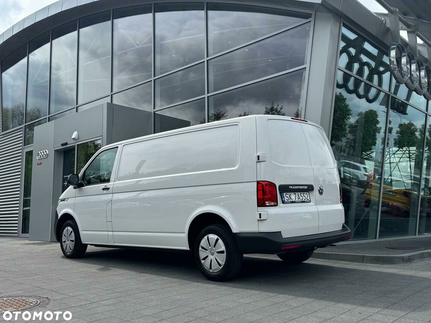 Volkswagen Transporter - 4