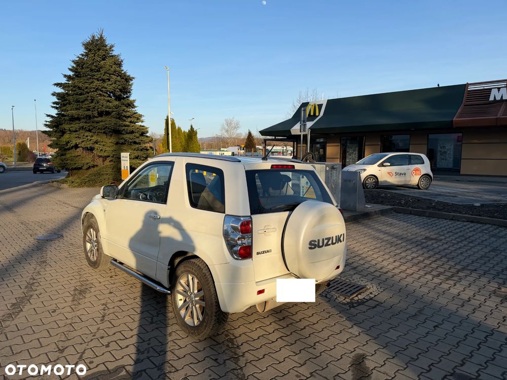 Suzuki Grand Vitara 1.6 De luxe - 3