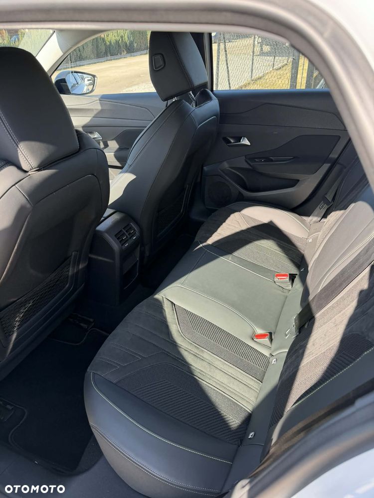 Peugeot 308 1.2 PureTech Allure S&S - 15