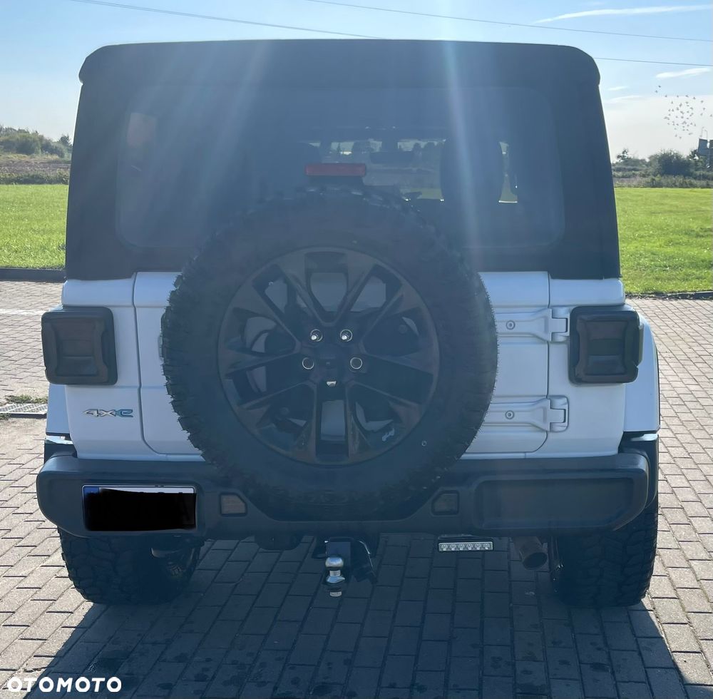 Jeep Wrangler - 5