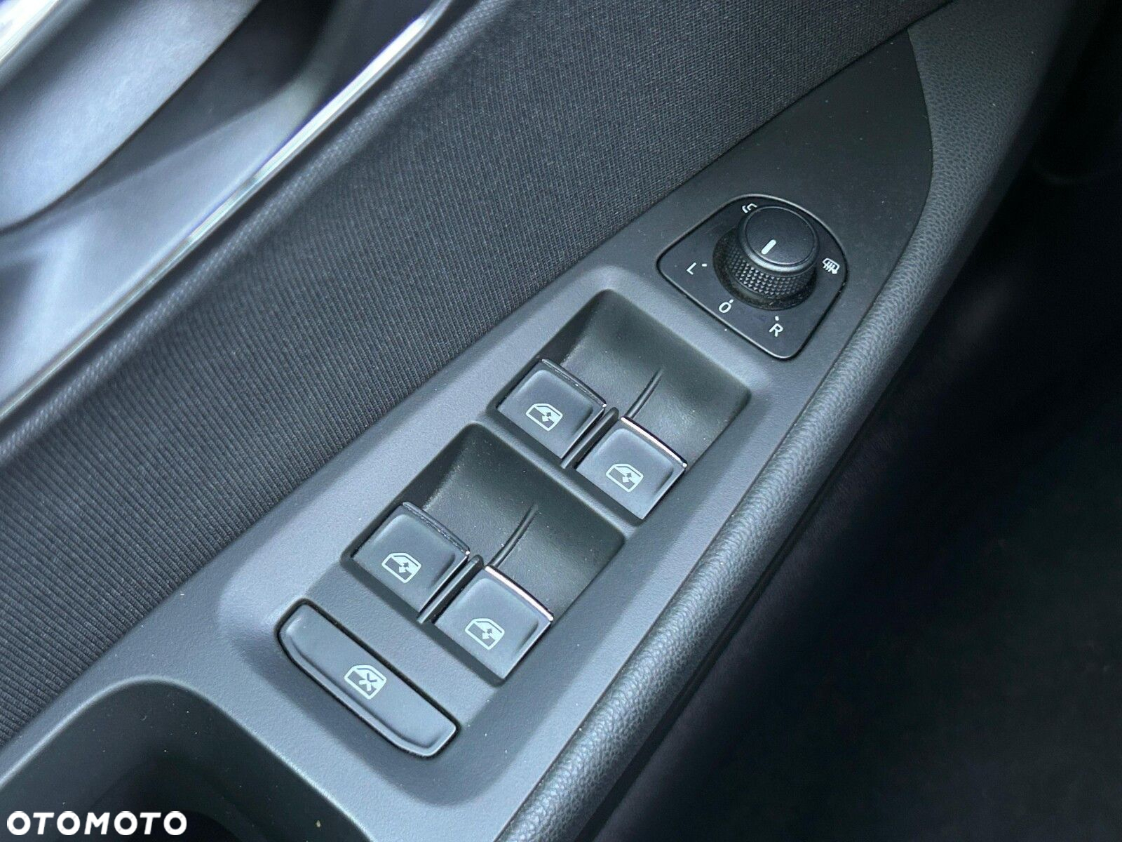 Seat Leon 1.5 EcoTSI Evo FR S&S - 19