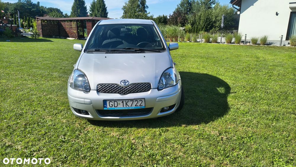 Toyota Yaris 1.3 Sol - 3