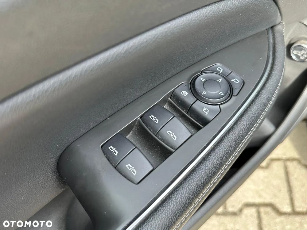 Opel Insignia 2.0 CDTI Business Elegance S&S - 18