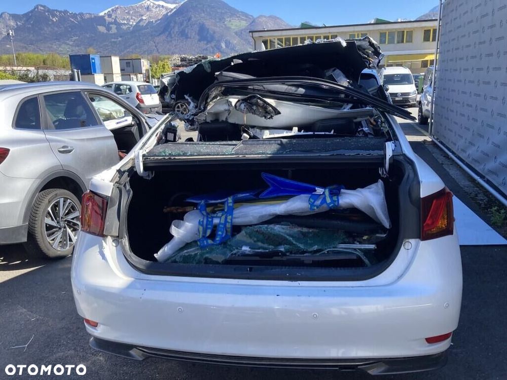 Lexus GS 450h F Sport - 8