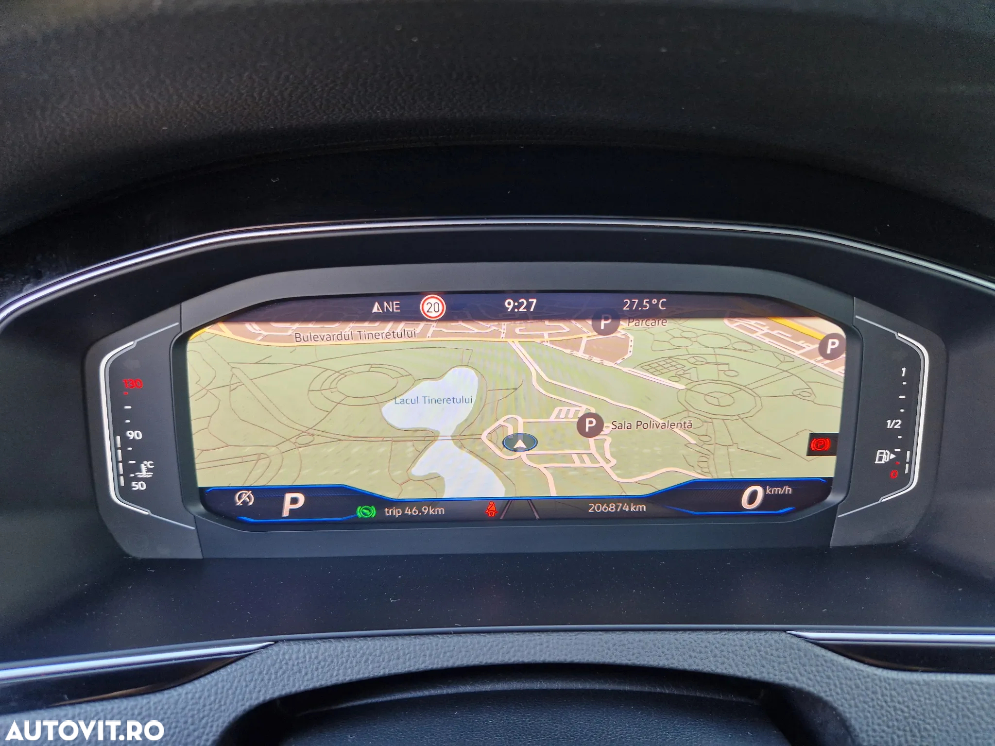 Volkswagen Passat 2.0 TDI SCR DSG Highline - 25