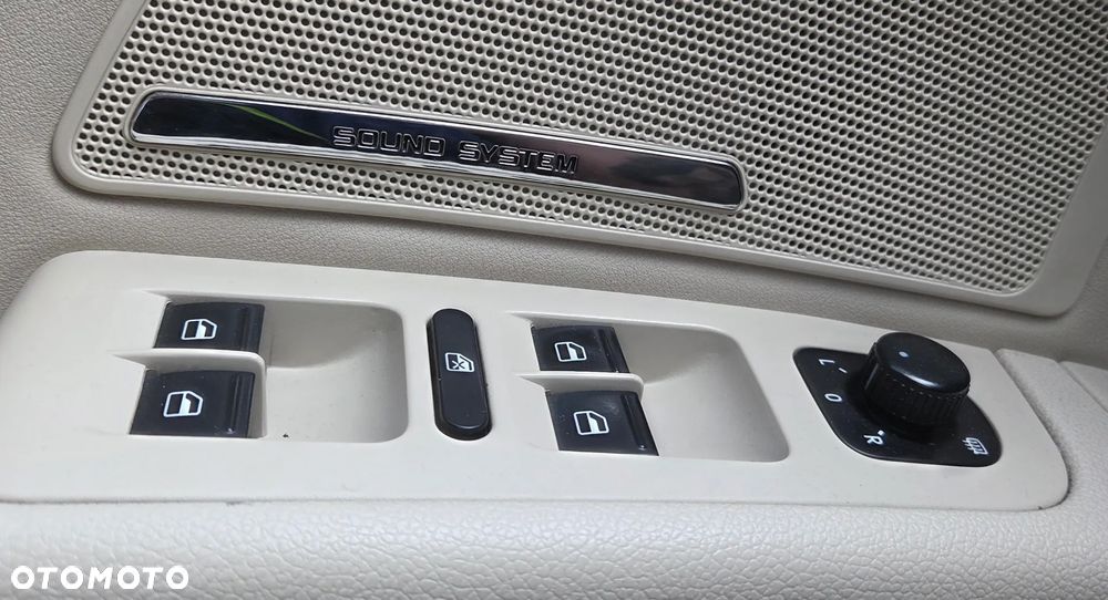 Skoda Superb 2.0 TDI 4x4 Elegance Outdoor DSG - 27
