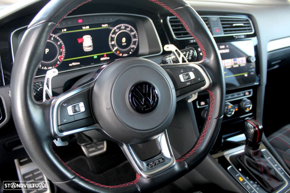 VW Golf 2.0 TSI GTI DSG - 11