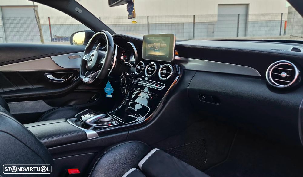 Mercedes-Benz C 63 AMG - 20