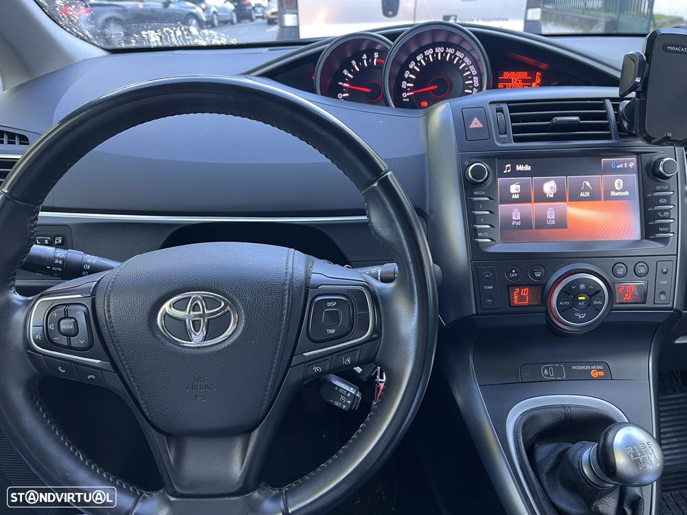 Toyota Verso 1.6 D-4D Comfort+GPS - 6