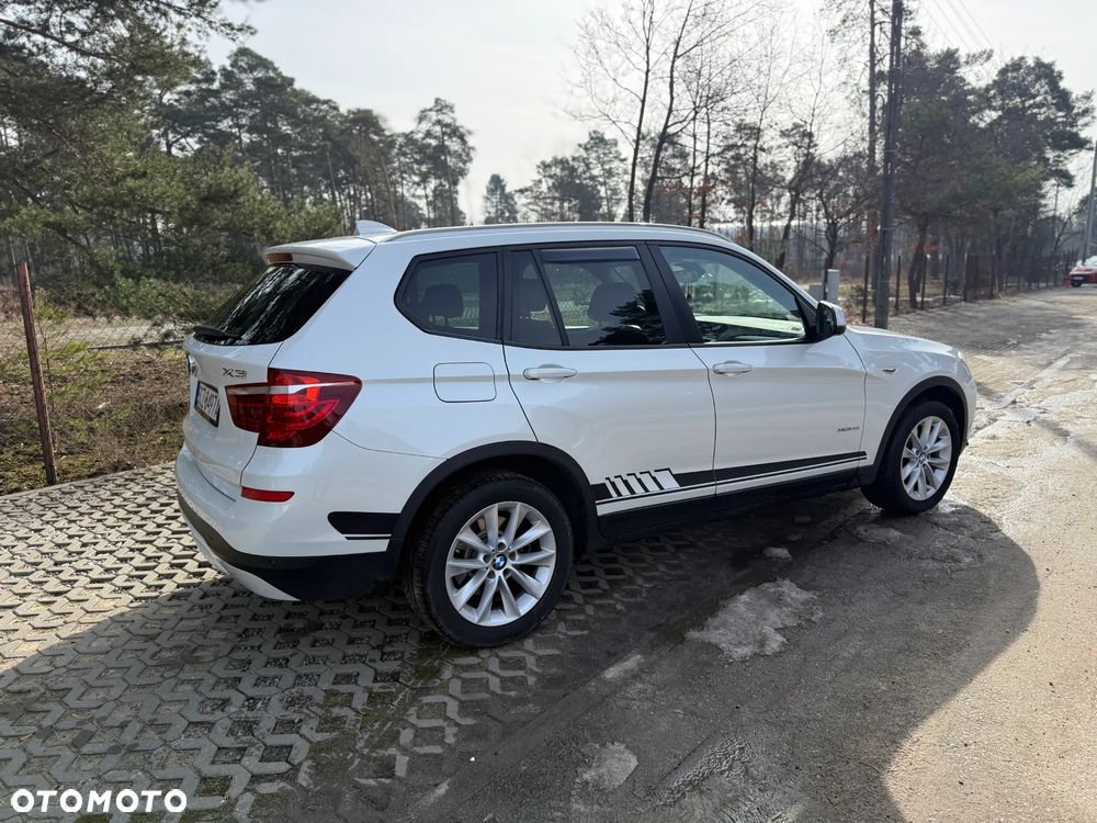 BMW X3 28i xDrive - 32