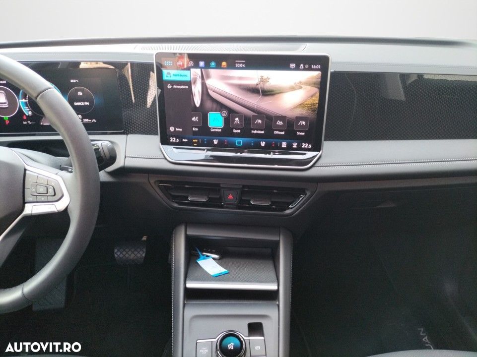 Volkswagen Tiguan - 15