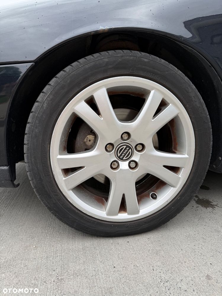 Volvo S60 ver-2-4d5-rubin - 24