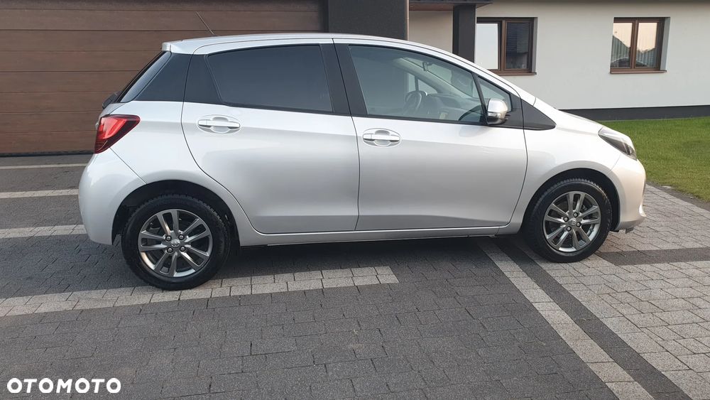 Toyota Yaris - 4