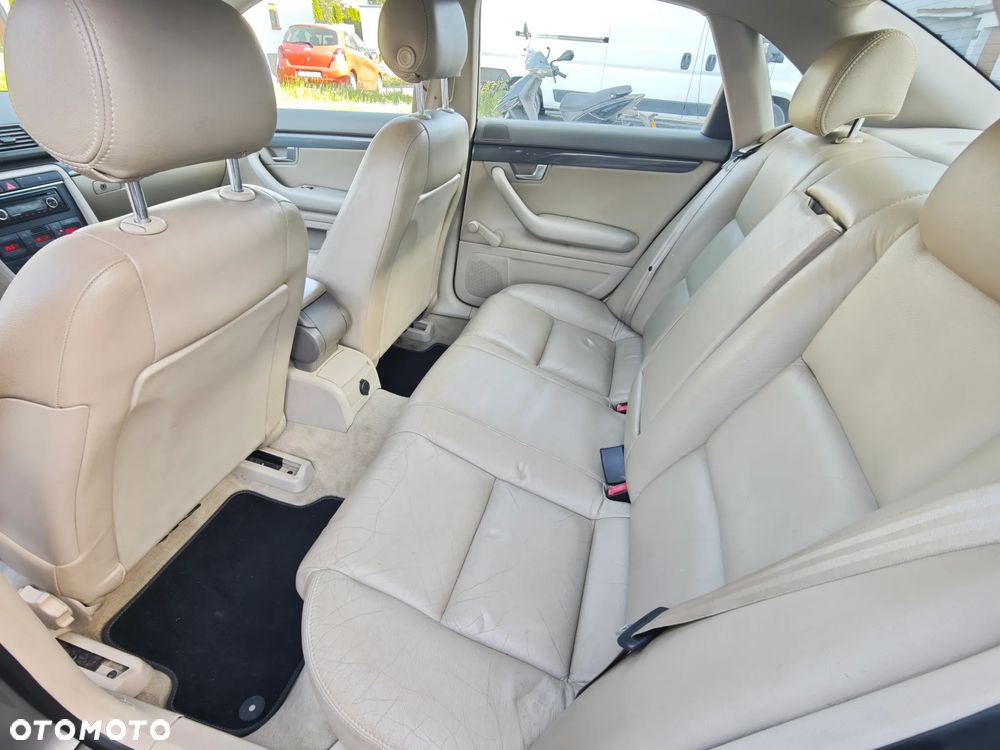 Audi A4 Limousine 1.8T - 8