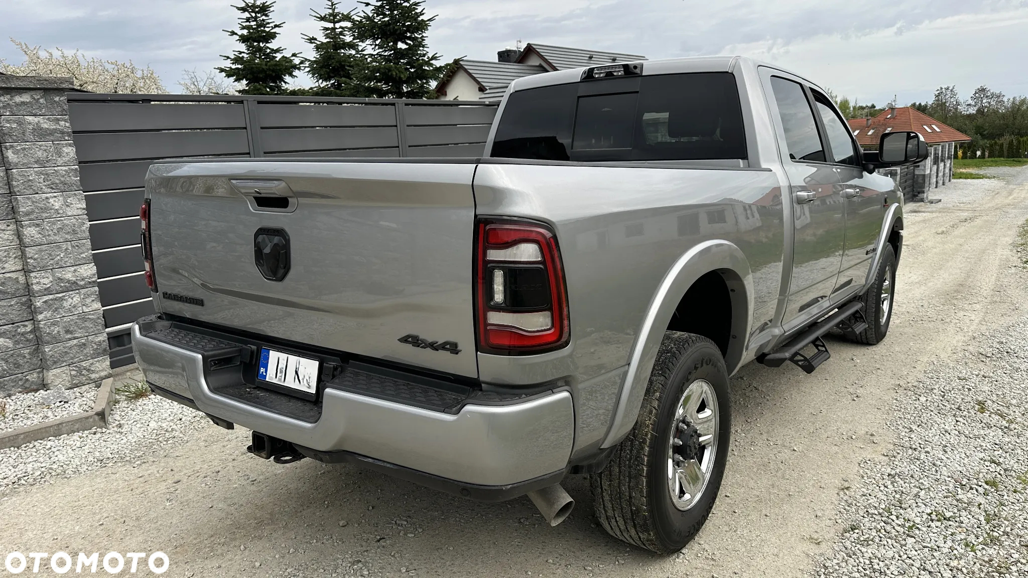 Dodge RAM 1500 5.7 4x4 - 6