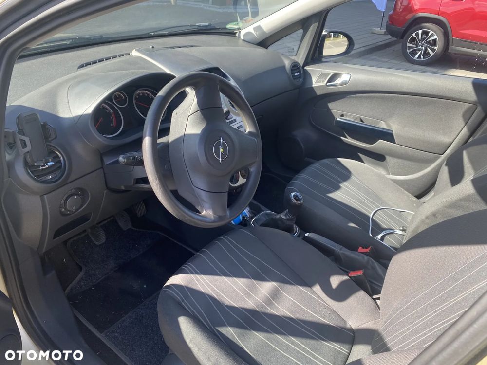 Opel Corsa 1.4 16V - 5