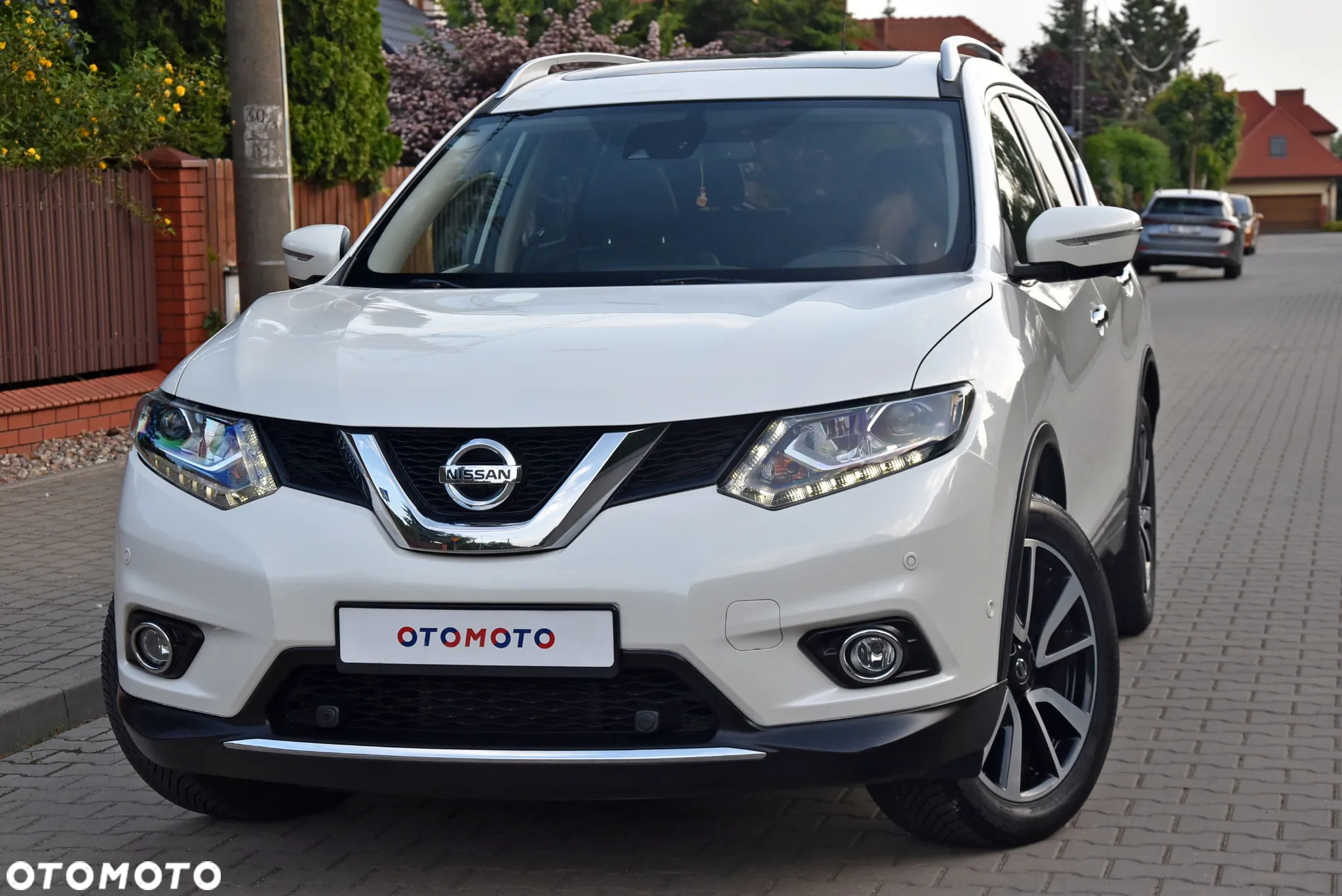 Nissan X-Trail 1.6 DCi Tekna 2WD Xtronic 7os - 31