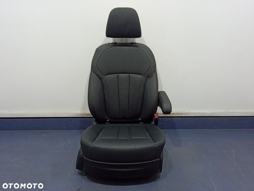 BMW X7 G07 FOTEL TYŁ TYLNY PRAWY 2 RZĄD 6 OSÓB VERNASCA MCSW - 1