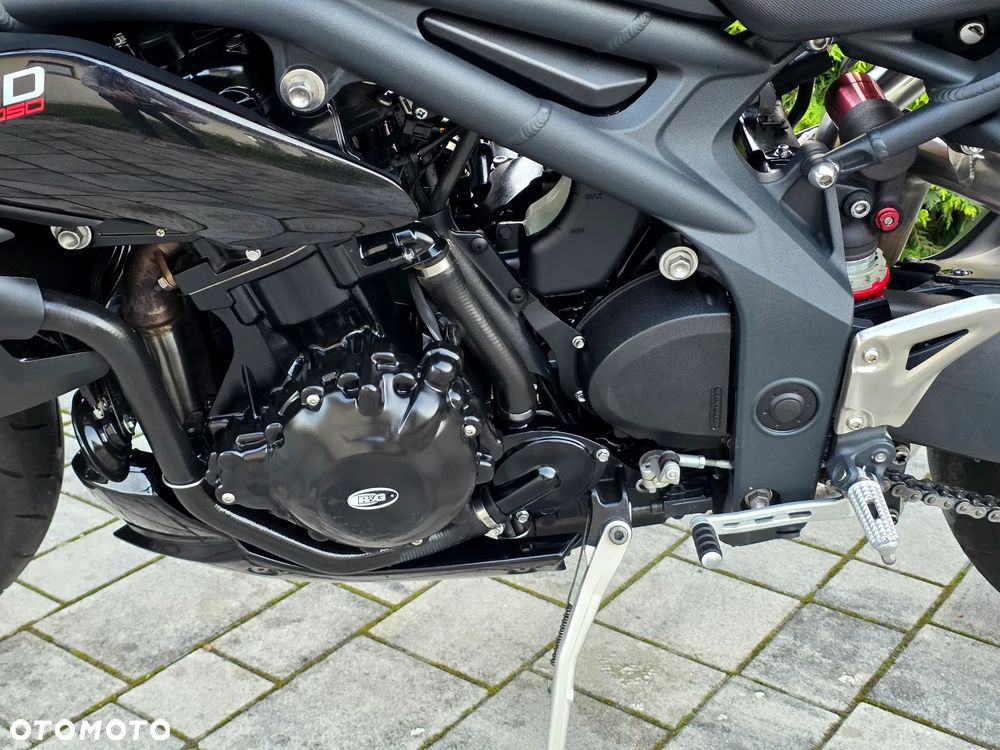 Triumph Speed Triple - 24