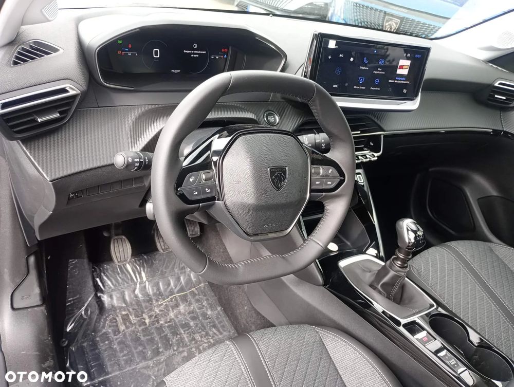 Peugeot 208 1.2 PureTech Allure S&S - 9